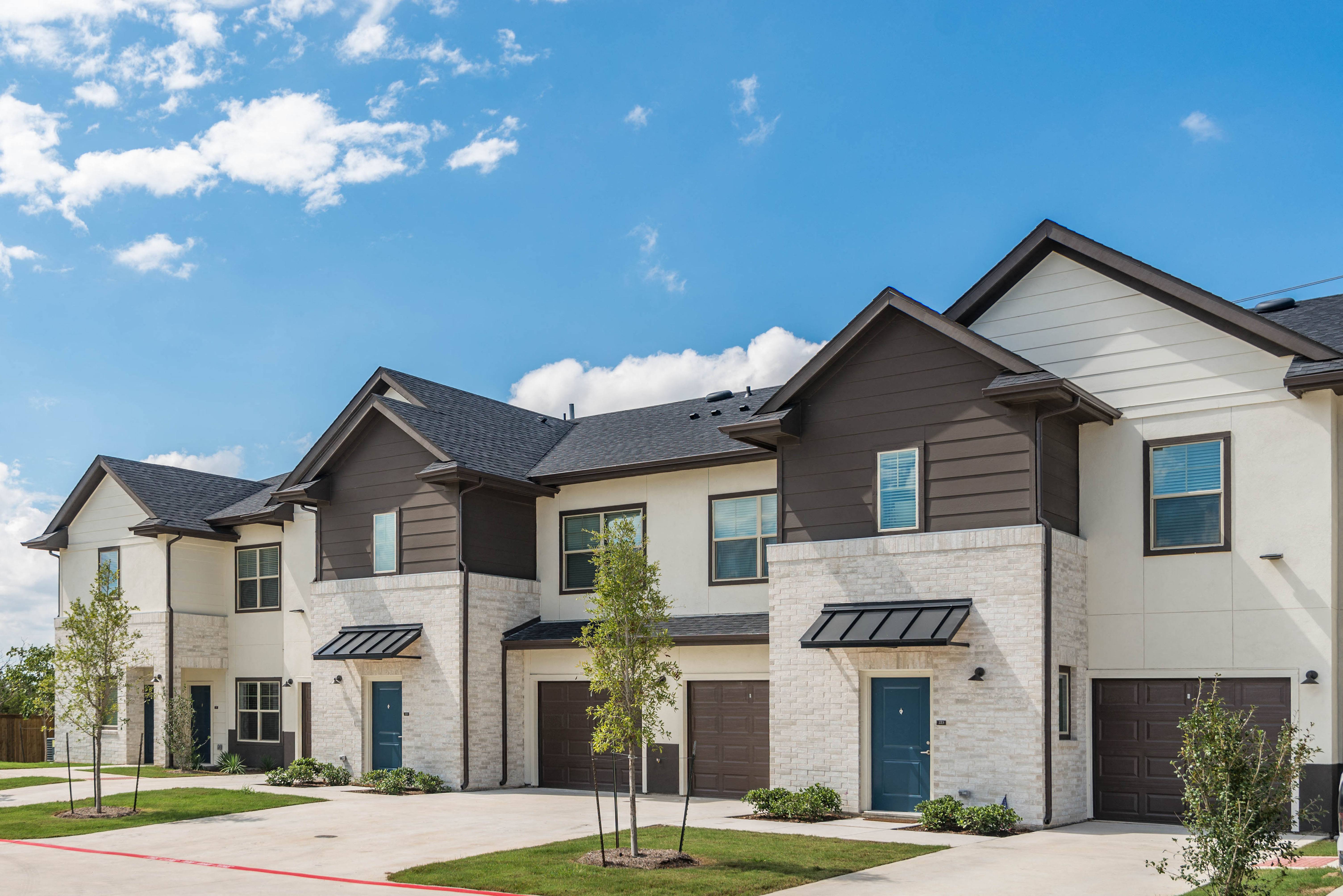 The Sarah by ARIUM ARIUM